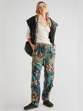 Authentic Free People Make It Known Fleece Pants paisley print